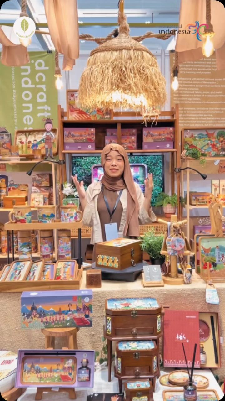 So good to see a familiar face again! 💛 Thank you for dropping by our booth at INACRAFT and for your endless support. S...